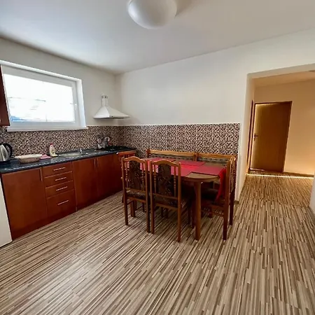 Apartment Sedlar